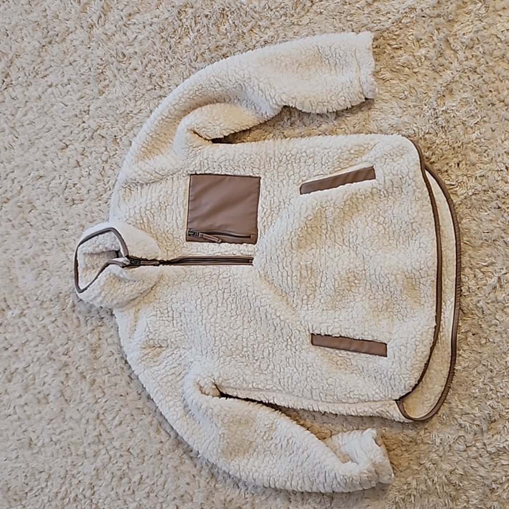 Abercrombie & Fitch Soft collective sherpa pull over